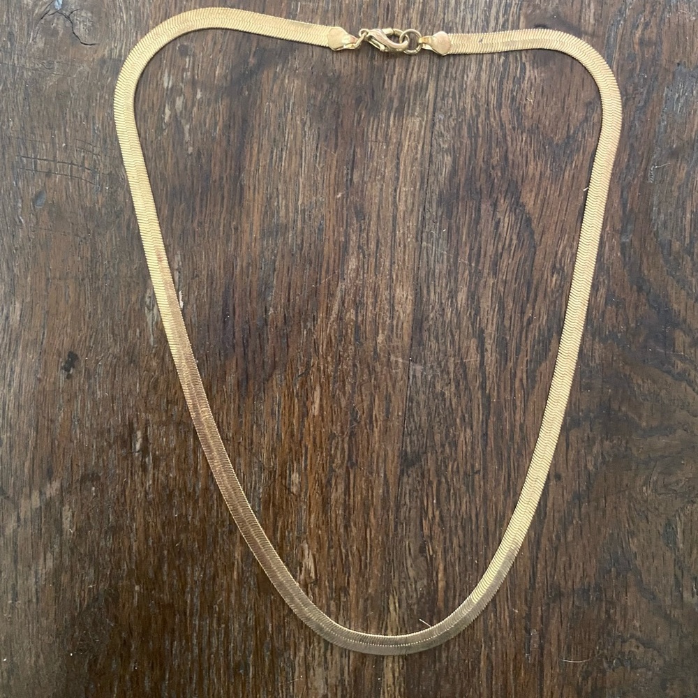 Flat gold chain vintage